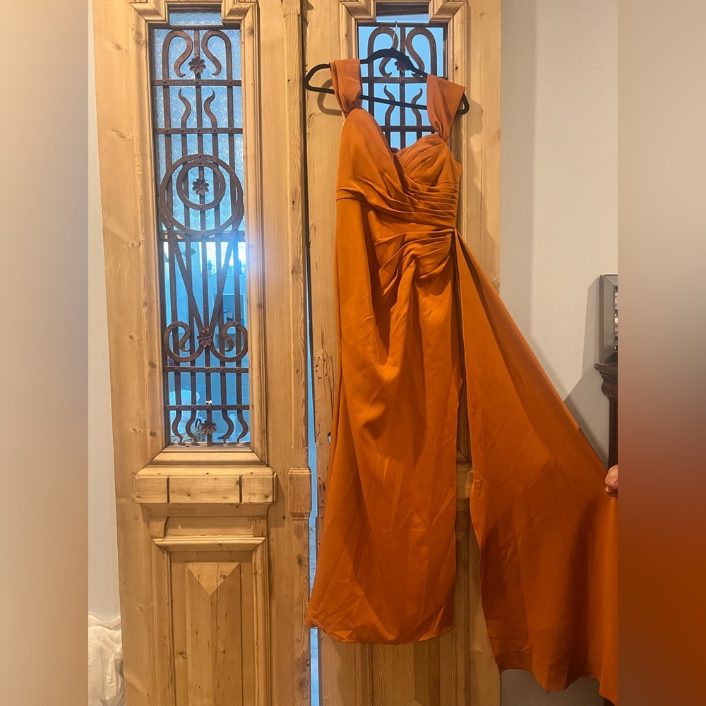 Elegant Orange Strapless Gown